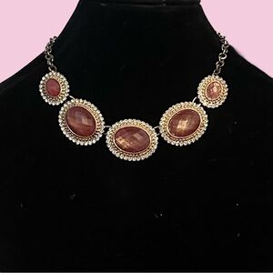Gold tone cabochon stone with rhinestones link statement necklace